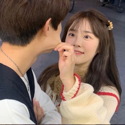 高级感不俗气的情侣头像(共32张)