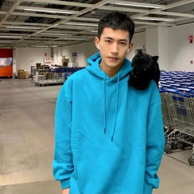 颜值爆表的头像男生(优选20张)