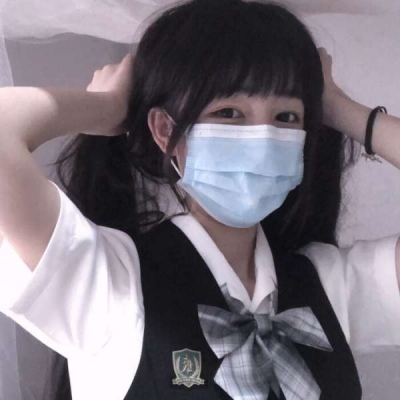颜值超高的女生头像真人戴口罩(共18张)