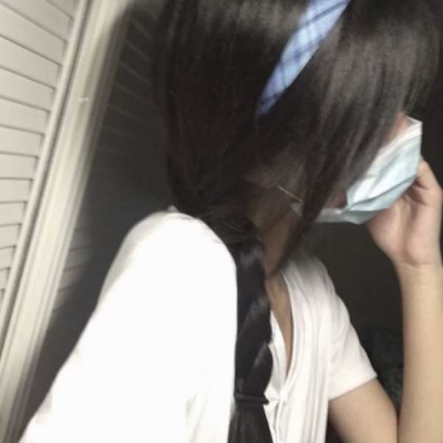 颜值超高的女生头像真人戴口罩(共18张)