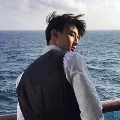 氛围感拉满的情侣头像(18张)