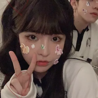 高冷情侣头像一男一女真人(精选16张)