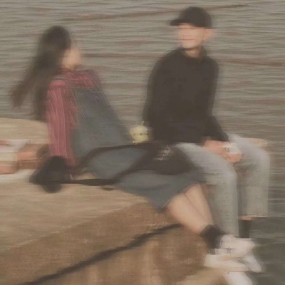 高级感十足的情侣头像唯美(精选18张)