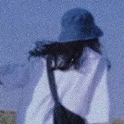 高级感十足的情侣头像唯美(精选18张)