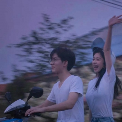 高级感十足的情侣头像唯美(精选18张)