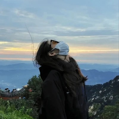 头像女最新2023高级真人图片(精选22张)