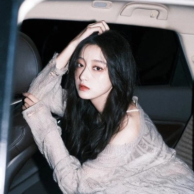 头像女最新2023高级真人图片(精选22张)