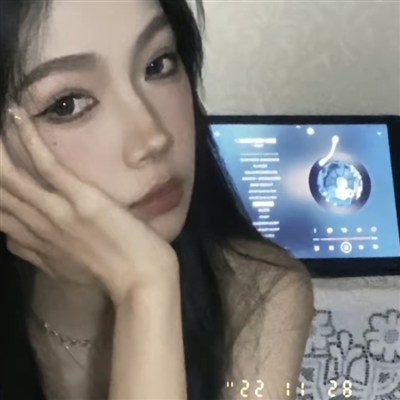 高清好看的高级氛围感女生头像图片(优选22张)