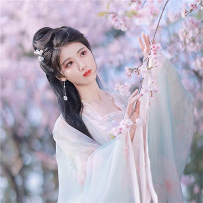 2023女人最吉利头像(优选18张)