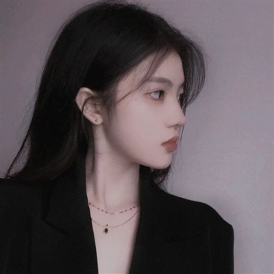 高清游戏美女头像(精选18张)