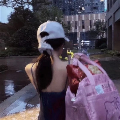 高清游戏美女头像(精选18张)