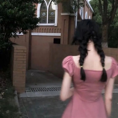 高清游戏美女头像(精选18张)