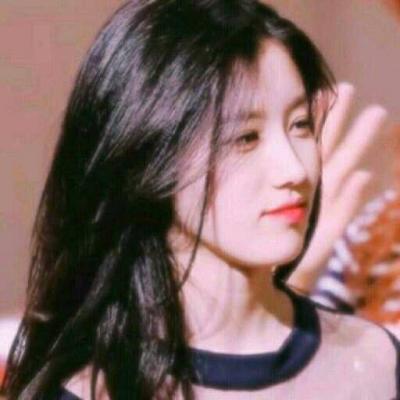 稀有真人女生头像(优选28张)