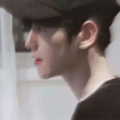 2023最新qq头像男生帅气图片(精选18张)