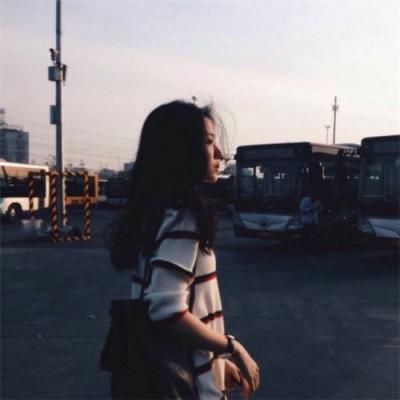 有气质的侧面头像(优选24张)