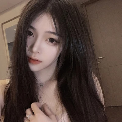 高清氛围感的女生微信头像图片(18张)