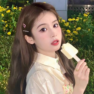 女生高质量精美惊艳头像(优选24张)