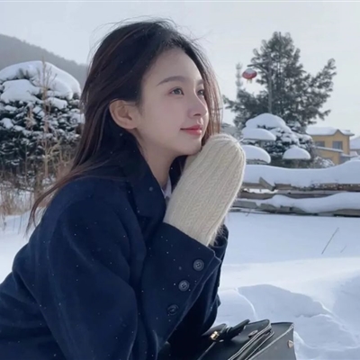 女生高质量精美惊艳头像(优选24张)