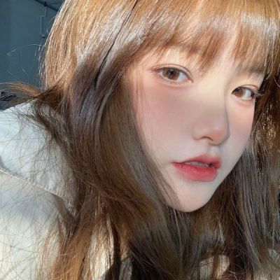 高级氛围感女生头像(20张)