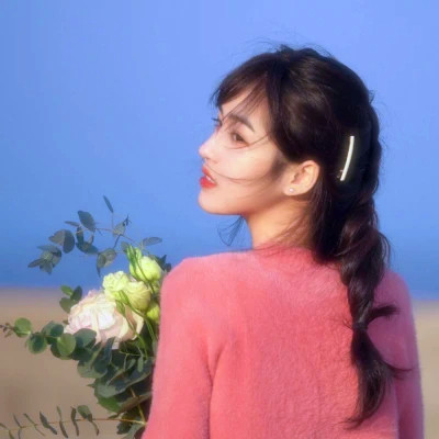 优质稀有ins风女头(精选30张)