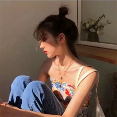 优质稀有ins风女头(精选30张)