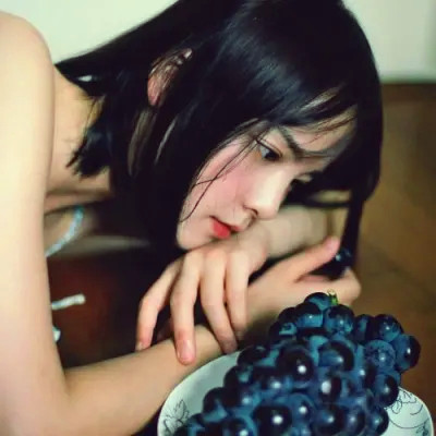 优质稀有ins风女头(精选30张)