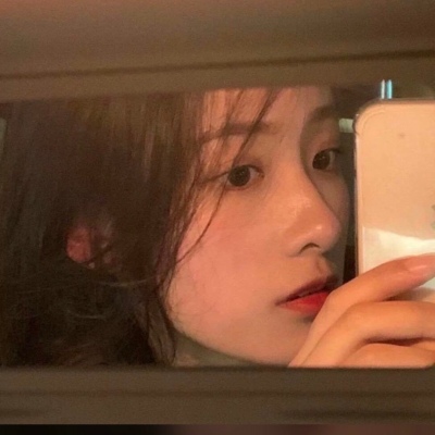 优质稀有ins风女头(精选30张)