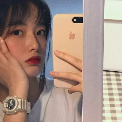 优质稀有ins风女头(精选30张)