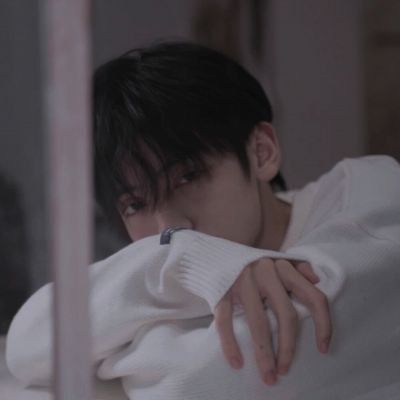 全网最火的头像男生版(精选18张)