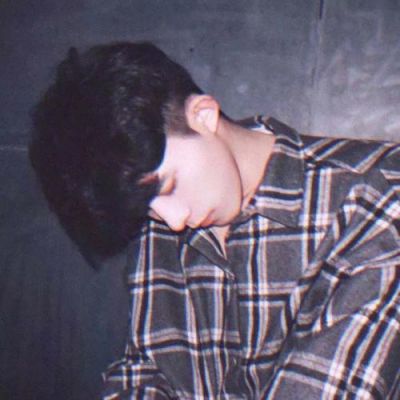 全网最火的头像男生版(精选18张)