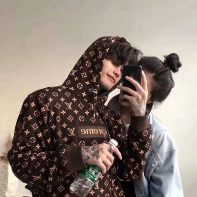 超级幸福甜蜜的双人情侣头像一对(优选18张)