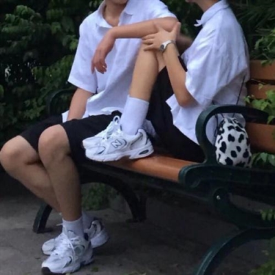 超级幸福甜蜜的双人情侣头像一对(优选18张)