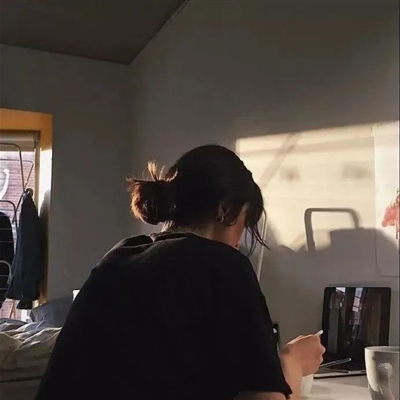 小众好看的女生头像(精选18张)