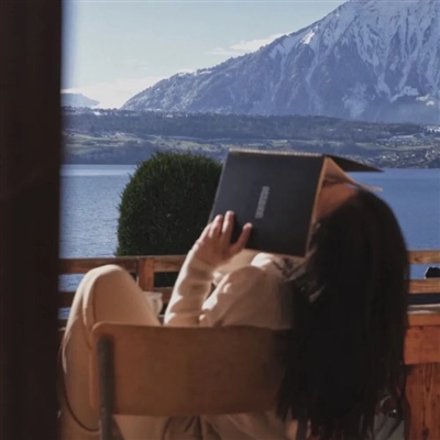 小众好看的女生头像(精选18张)