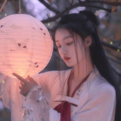 古典气质美女微信头像(精选28张)