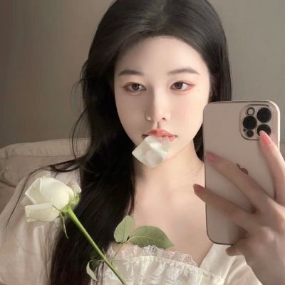 最近超火的女生头像小红书(12张)