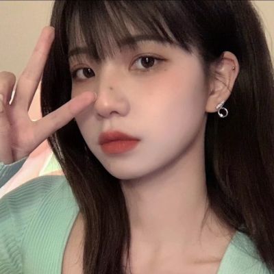 很罕见又很好看的女生头像(精选20张)