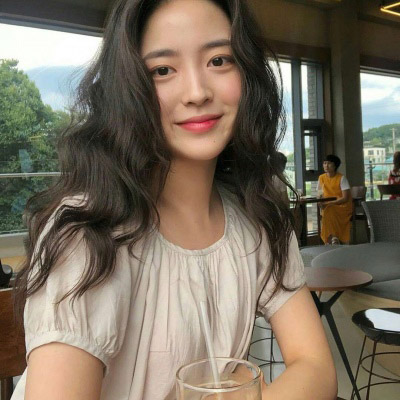 有品位的微信女人头像(32张)