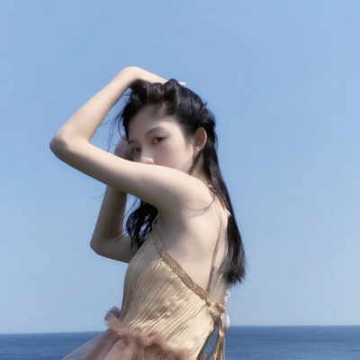 有品位的微信女人头像(32张)