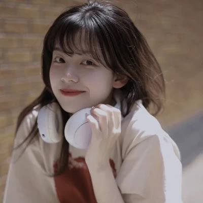 2023最火爆的微信头像女(优选20张)