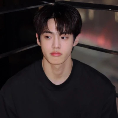 2023最火男生头像微信(精选20张)