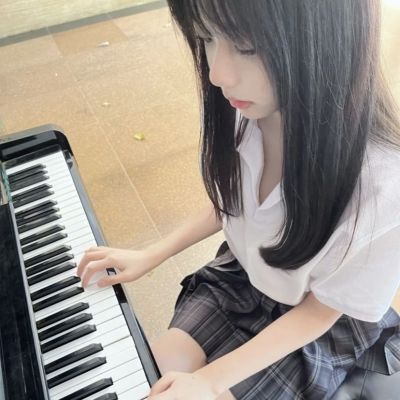 独一无二小清新女生头像真人(共20张)