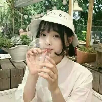 独一无二小清新女生头像真人(共20张)