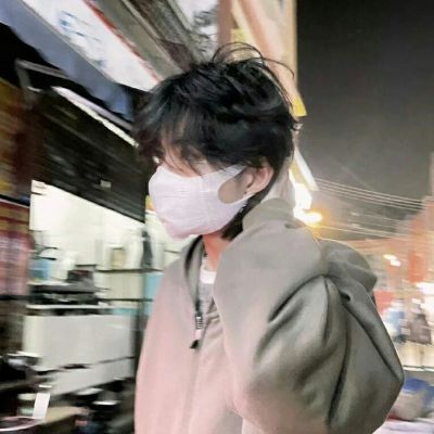 帅气有气质的男生头像(共18张)