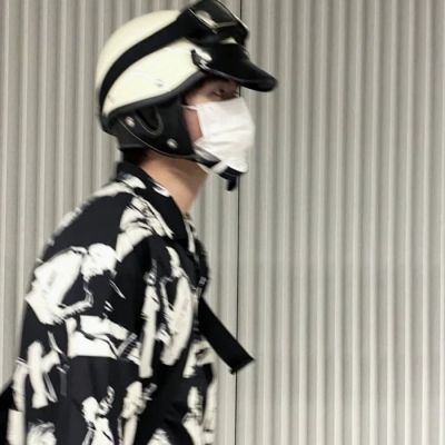 帅气有气质的男生头像(共18张)