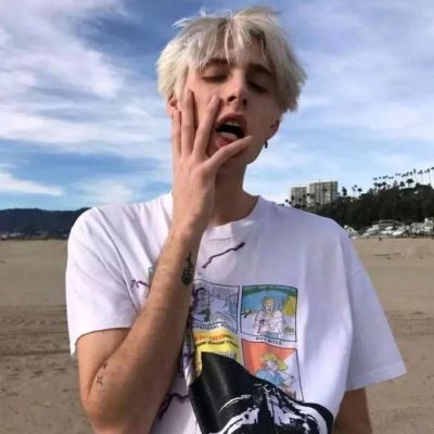 高级感拉满的头像男(18张)