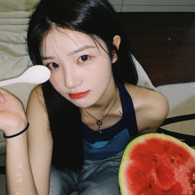 真人女头仙气干净(优选20张)