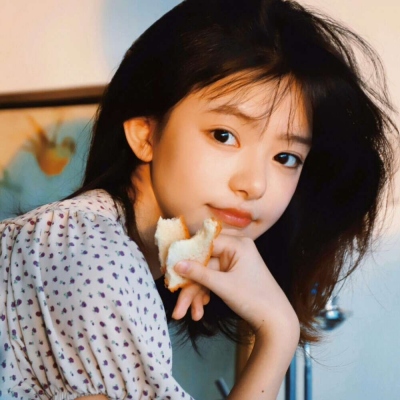 真人女头仙气干净(优选20张)