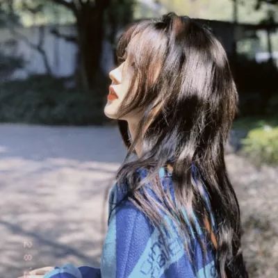 让人忍不住多看几眼的温柔女头像(20张)