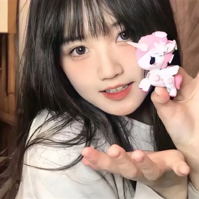 让人忍不住多看几眼的温柔女头像(20张)